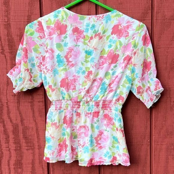 NWT Peach‎ Love California Summer Floral Smocked Waist Flower Printed Top Small - Picture 5 of 6